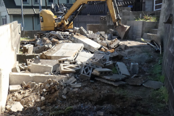 ブロック塀解体